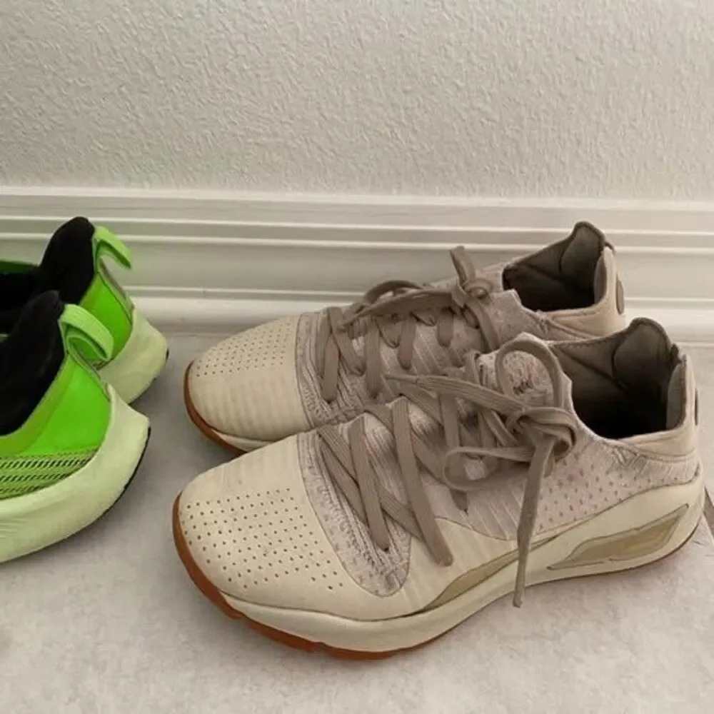 Nike under armour boy shoes size 3.5 and 4y sneakers shoes bundle set